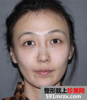 平胸女孩变波神 一个下午创造了美丽人生