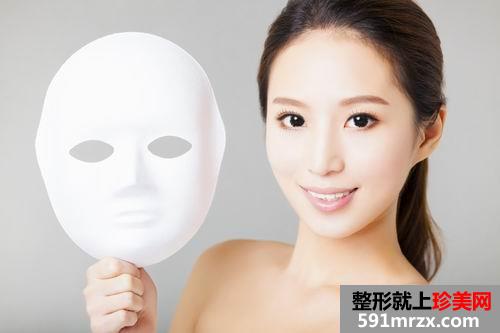 妹纸做了全切8mm双眼皮后 变化超级大