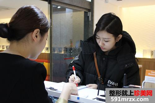 玻尿酸注射隆鼻手术前后效果对比图和恢复过程