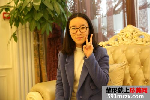 关于自体耳软骨隆鼻前后对比效果图片和恢复过程