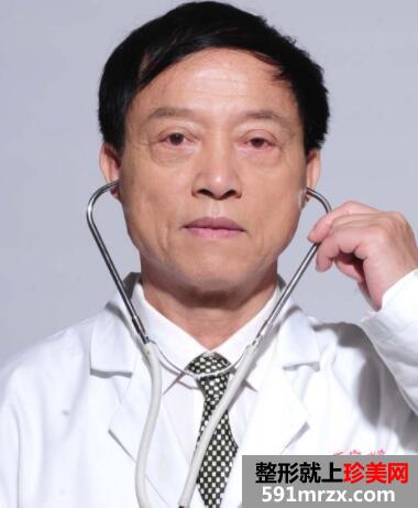 雷功伟