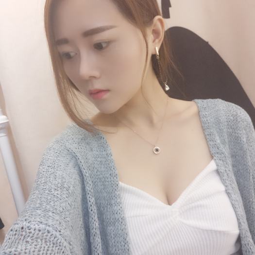 做自體肋軟骨和膨體綜合隆鼻后感受