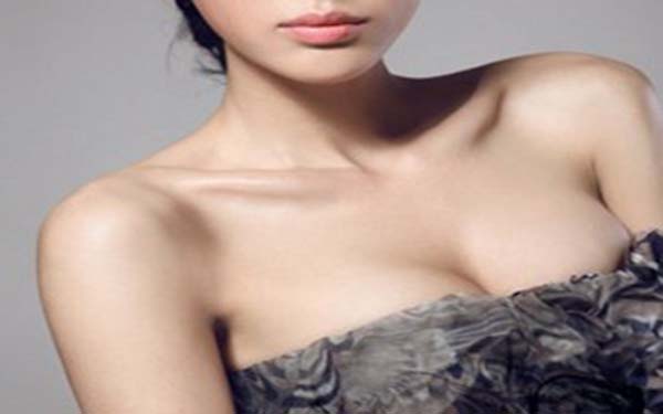 上海乳房严重下垂
