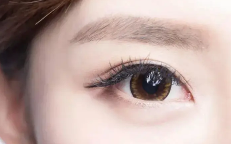 眼皮薄眼窝深适合割双眼皮吗
