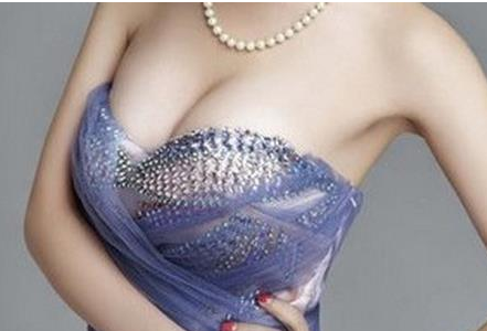 女生瘦胸的方法如下