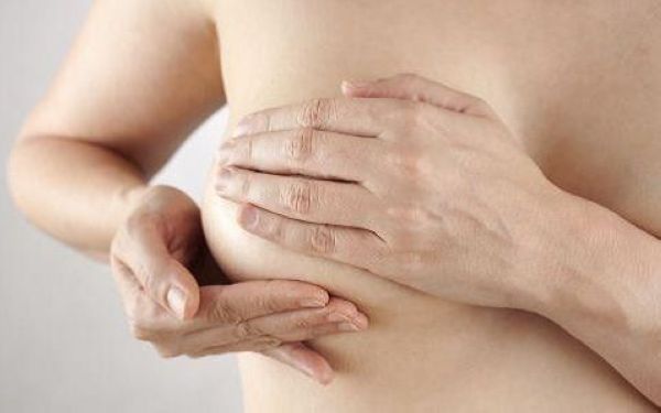 女性乳头内陷的原因及矫正方式