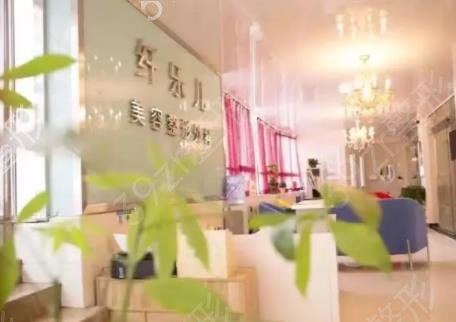 贵州眼窝脂肪填充医院排名前八汇总_人气实力派大咖任你选择