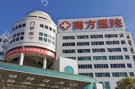 广州哪个三甲医院做丰胸好