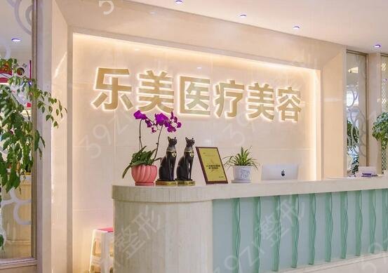 武汉假体隆胸整形医院排名