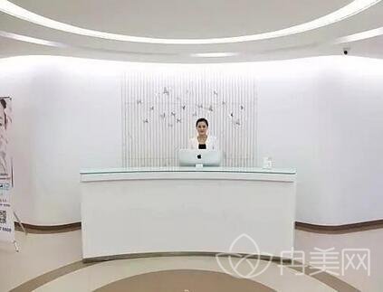 银川爱美丽医疗美容价格表激动的向你招手