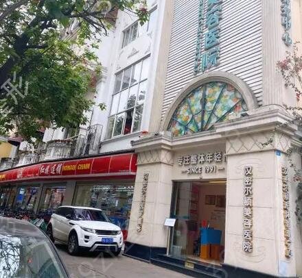 成都假体隆胸专业整形医院排名