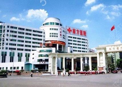 广州三甲整形医院排名榜（前三）发布_附隆鼻恢复过程分享