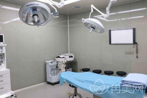 2022南京华美价格表查询_医生介绍