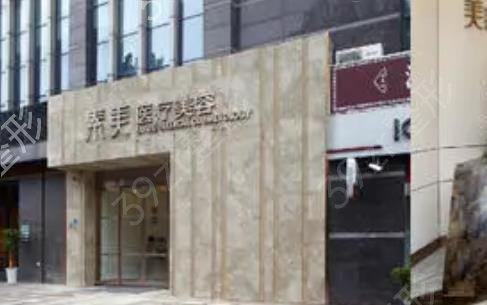 四川武汉假体隆鼻哪家好