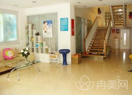 大连刘群英医疗美容怎么样_价格表_简介