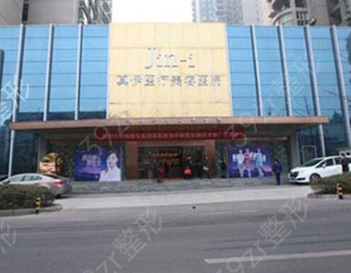 重慶發(fā)友公認(rèn)好的植發(fā)醫(yī)院排名榜前八強(qiáng)公布