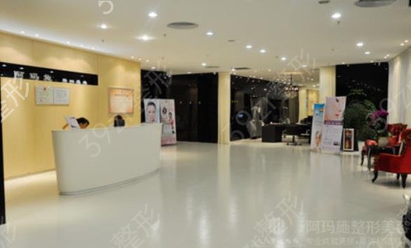 广州植发正规医院排名榜公示_倍生VS艺星价格收好啦