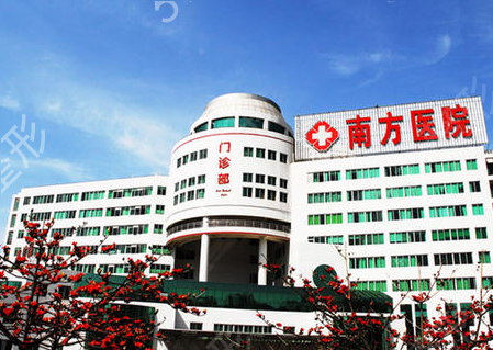 广州三甲整形医院排名隆鼻前三