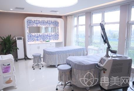 中山大学附属第八医院整形美容科价格表2022费用在线一览