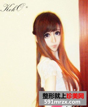 女模蒂娜-leopard锥子脸红遍日本 网友惊呼这是要逆天吗