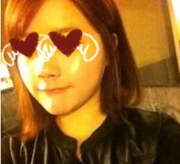 没有酒窝那就做人造酒窝吧
