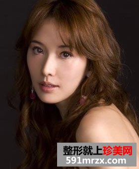 鼻梁短小怎么矫正
