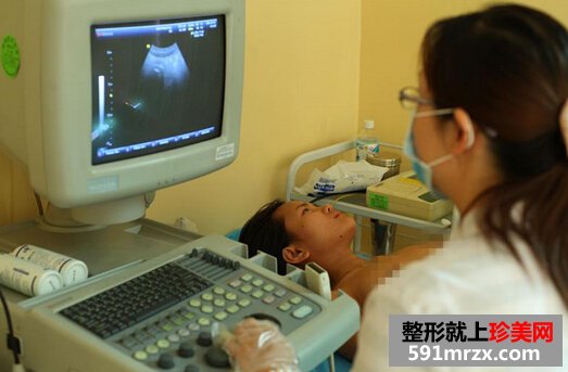 美国曼托假体隆胸手术前后对比效果照片和恢复过程