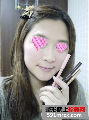 打了瘦脸针效果很明显 迅速变小脸