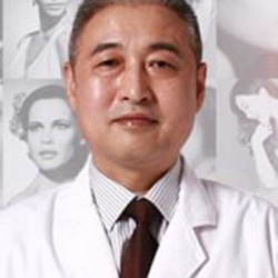 周震明