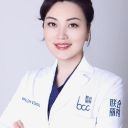 王曼