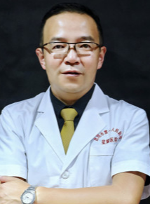 邱伟