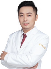 张巍