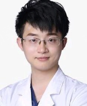 屈三雄医生