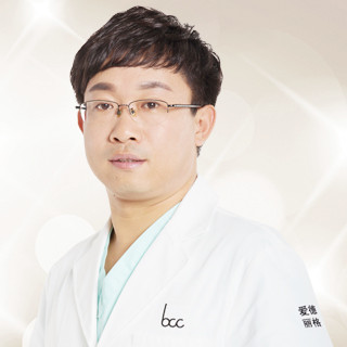 杨柠泽
