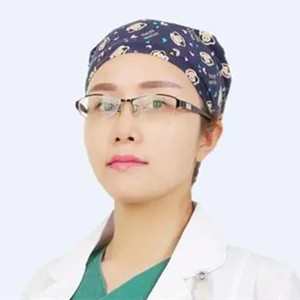 李倩